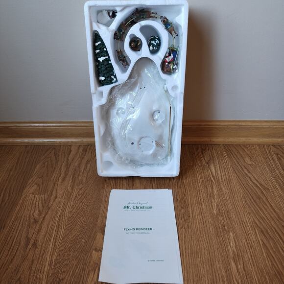 Vintage 1999 Mr. Christmas Flying Reindeer No Box Doesn't Turn On - Picture 13 of 14